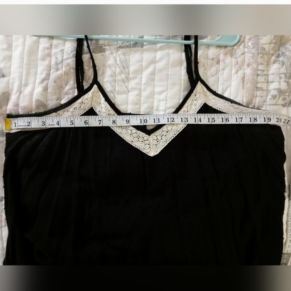 Fall Torrid Tan Distressed Utility Cover Layered with Black Cami Size 0/1 - Picture 10 of 11